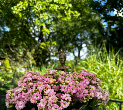 Blumenstecker > Frida Kahlo < Gold-Weiss